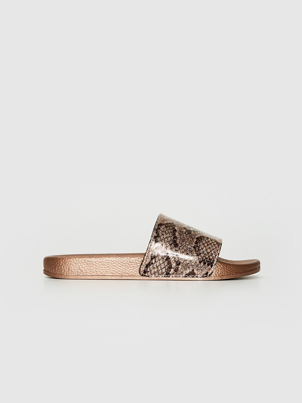 Women’s Snakeskin Looking Slippers-1