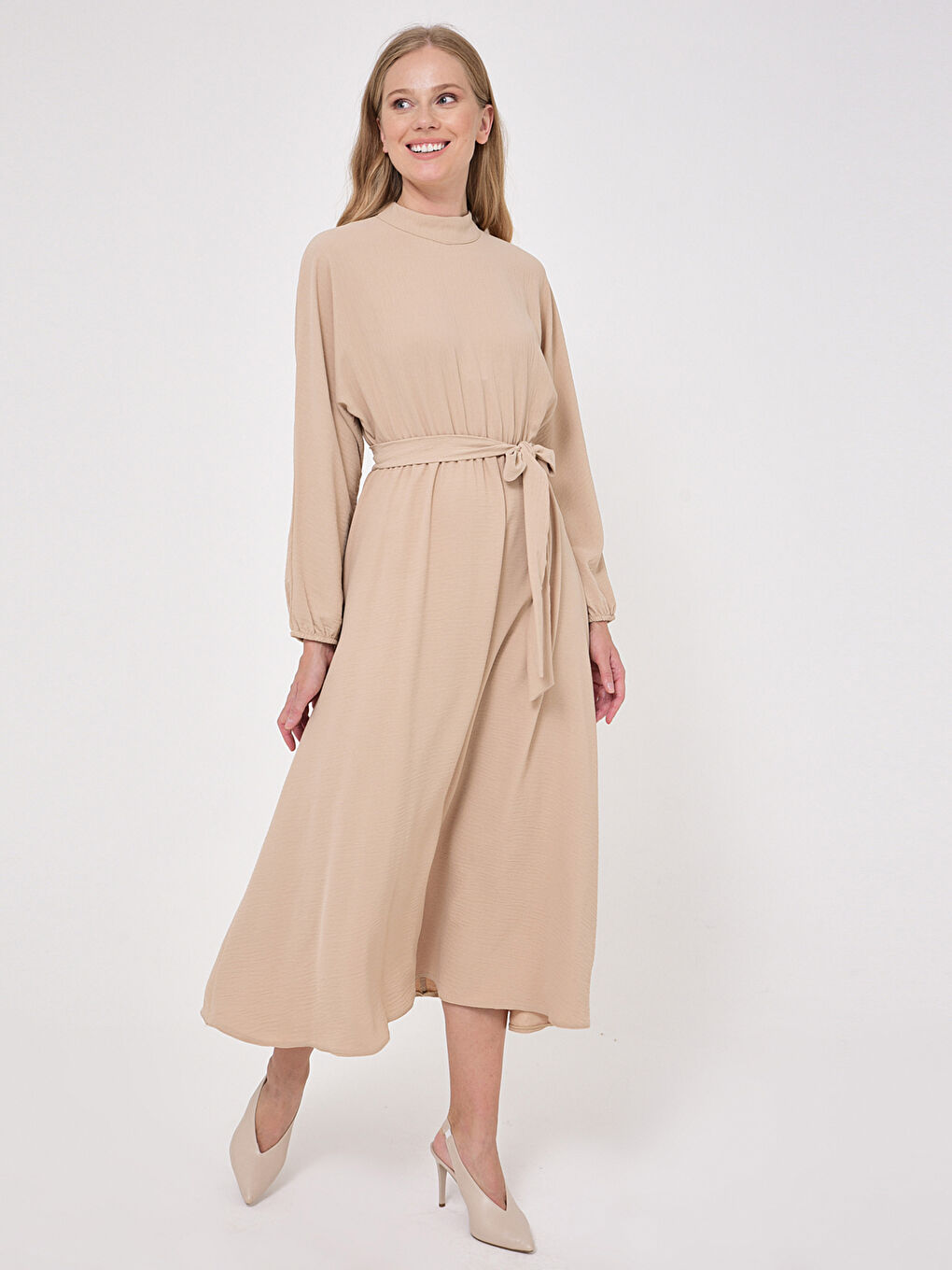 Robe de Soirée en Tissu Texturé avec Ceinture Nouée-1