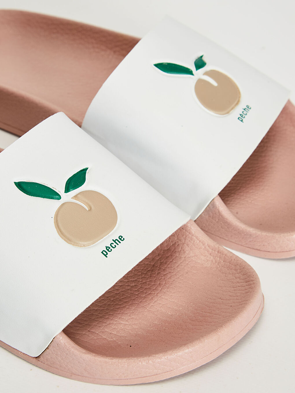 Pembe Kadın Terlik-5