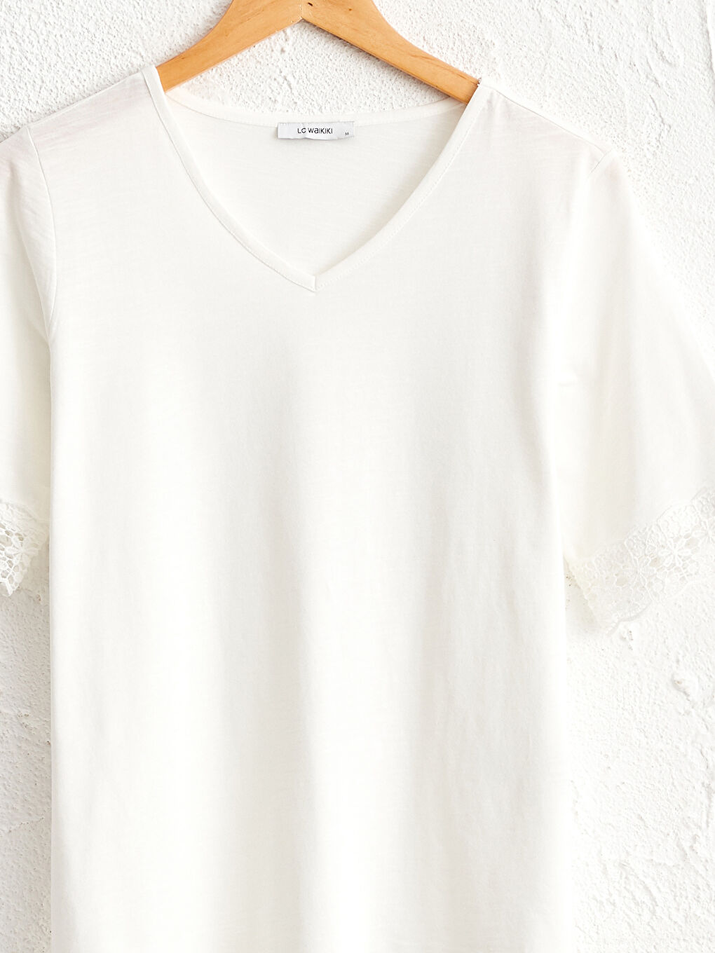 Ekru Dantel Detaylı Pamuklu Tişört-2