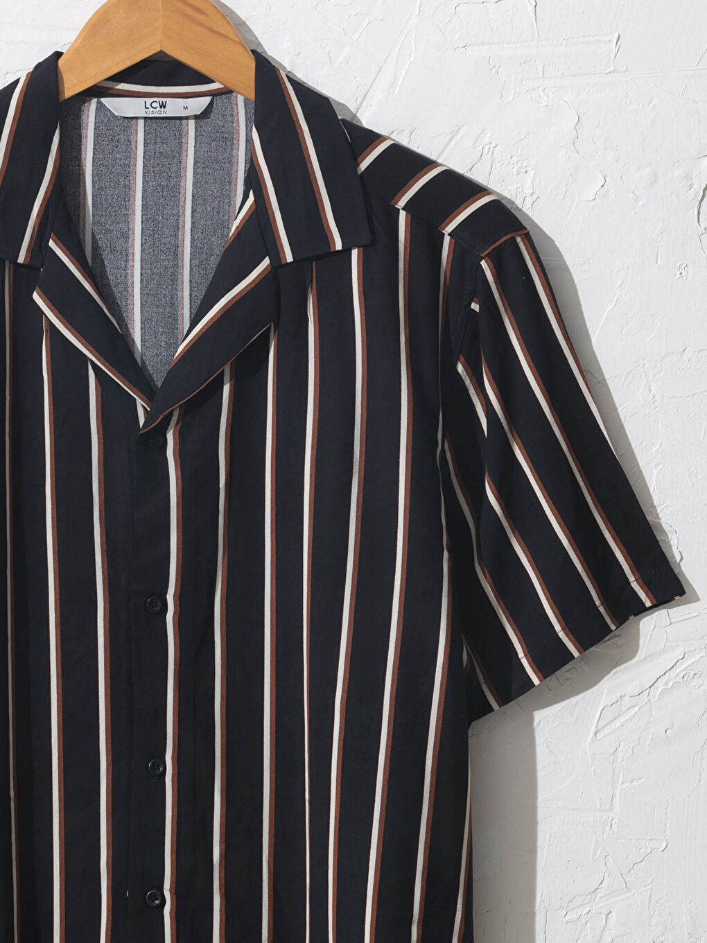 Siyah Çizgili Viskon Gömlek-2