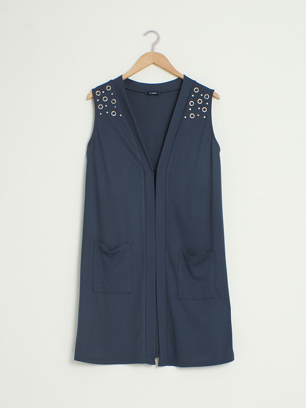 Lacivert Yakası Kuş Gözü Detaylı Yelek