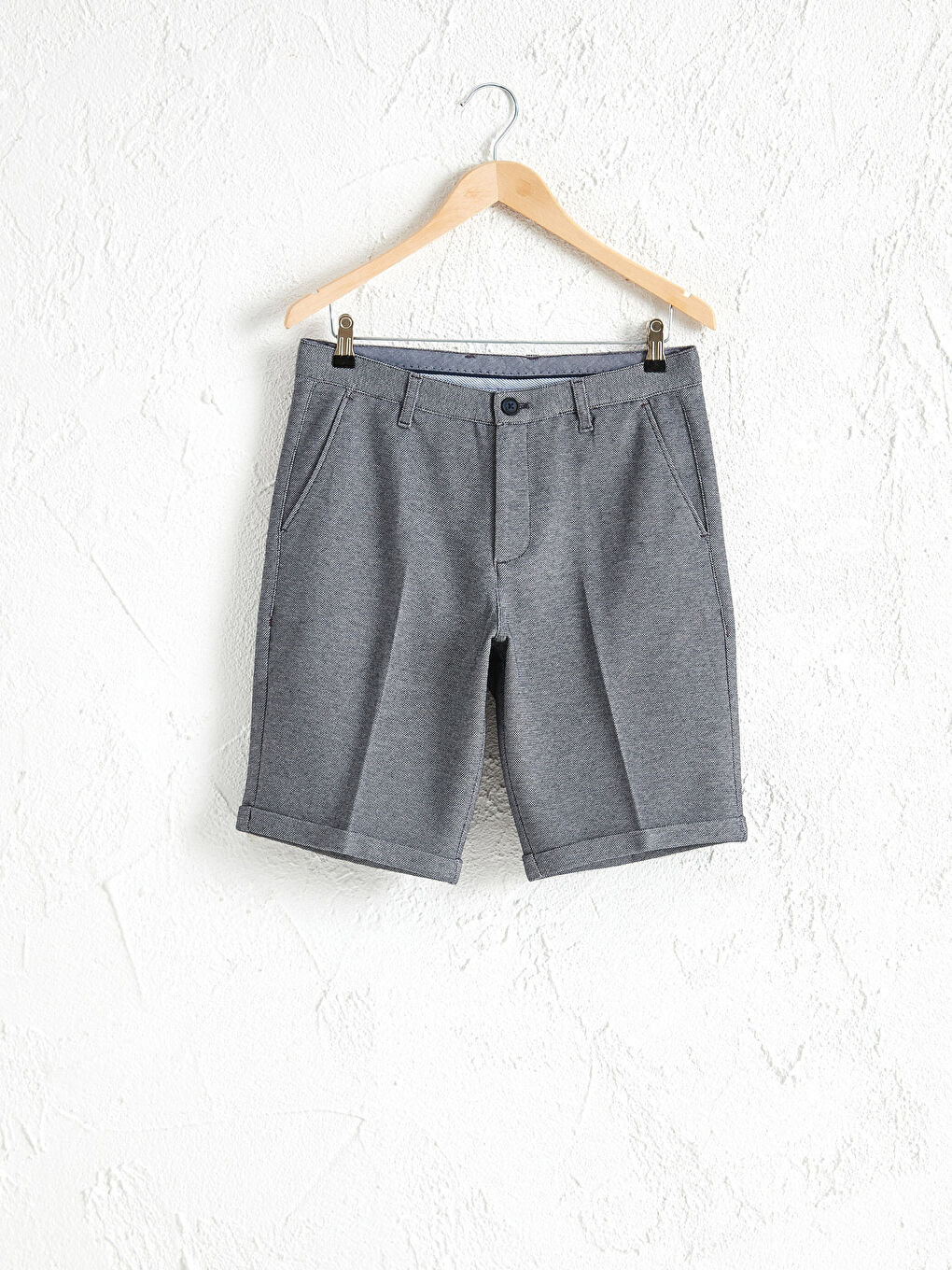 Lacivert Slim Fit Dokulu Bermuda Şort