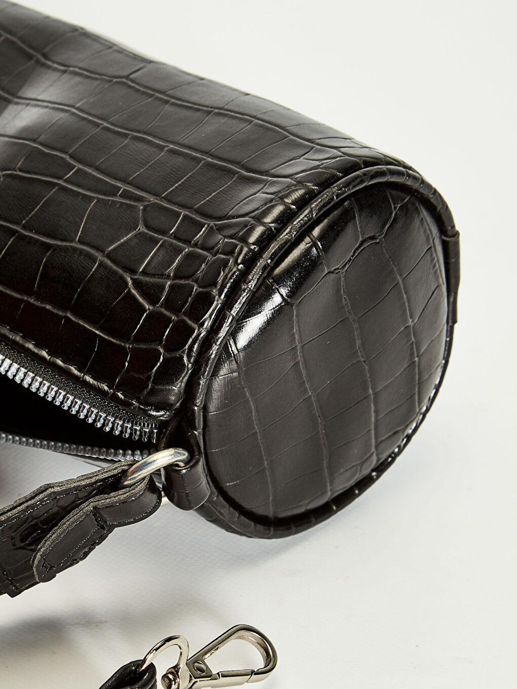 حقيبة يد نسائية بحزام كتف من الجلد الصناعي-3