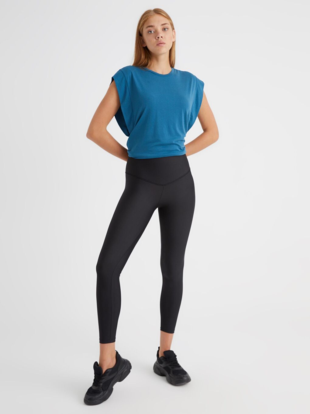 Женские спортивные леггинсы-11