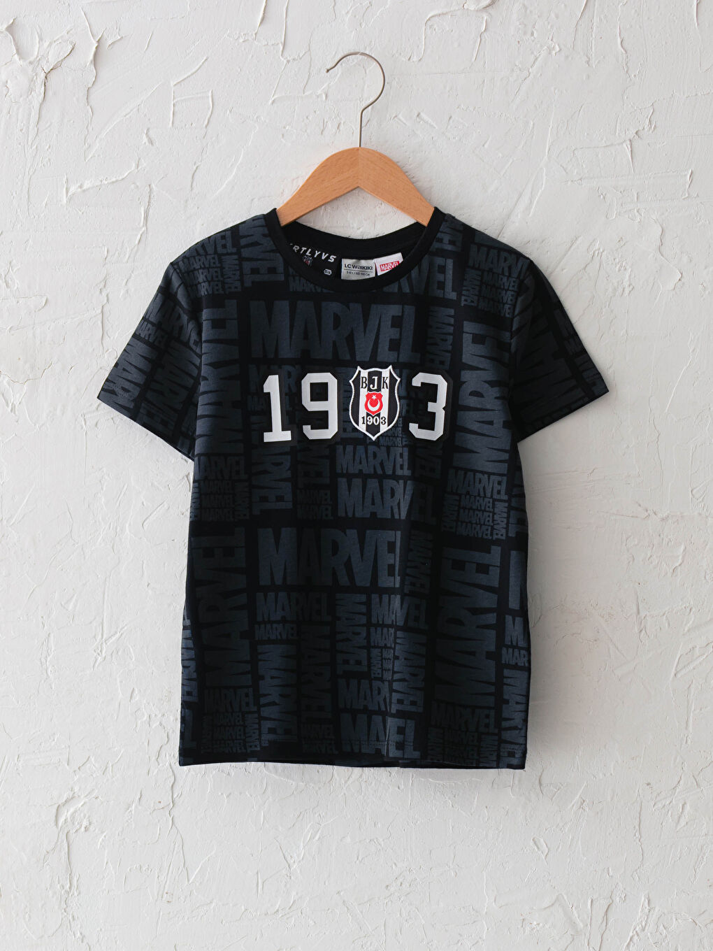 Siyah Bisiklet Yaka Beşiktaş Baskılı Kısa Kollu Erkek Çocuk Taraftar Tişört
