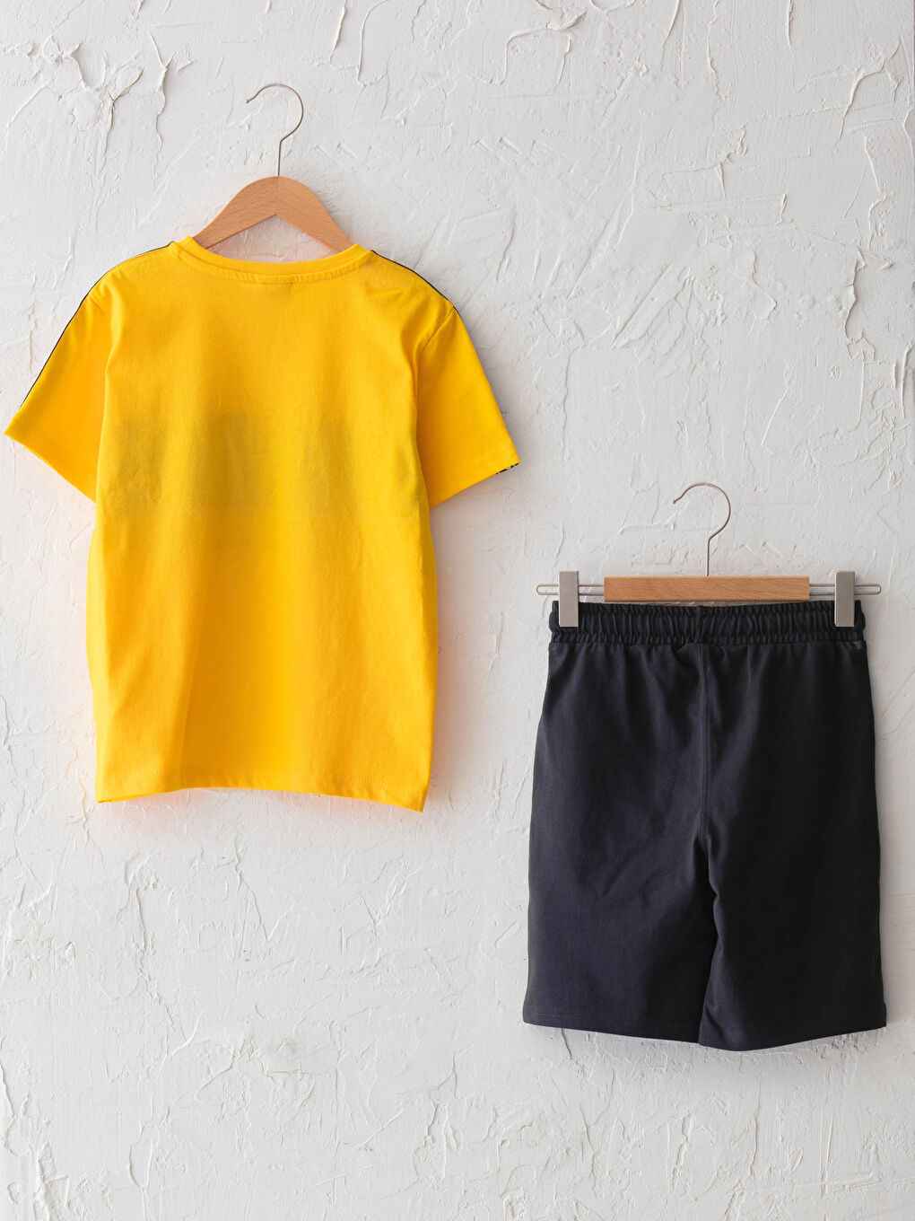 Sarı Bisiklet Yaka Baskılı Kısa Kollu Erkek Çocuk Tişört ve Şort-1