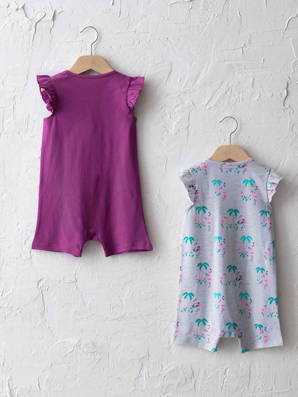 جمبسوت قطن مطبوع برقبة دائرية وكم قصير لطفلة - عبوتان-1