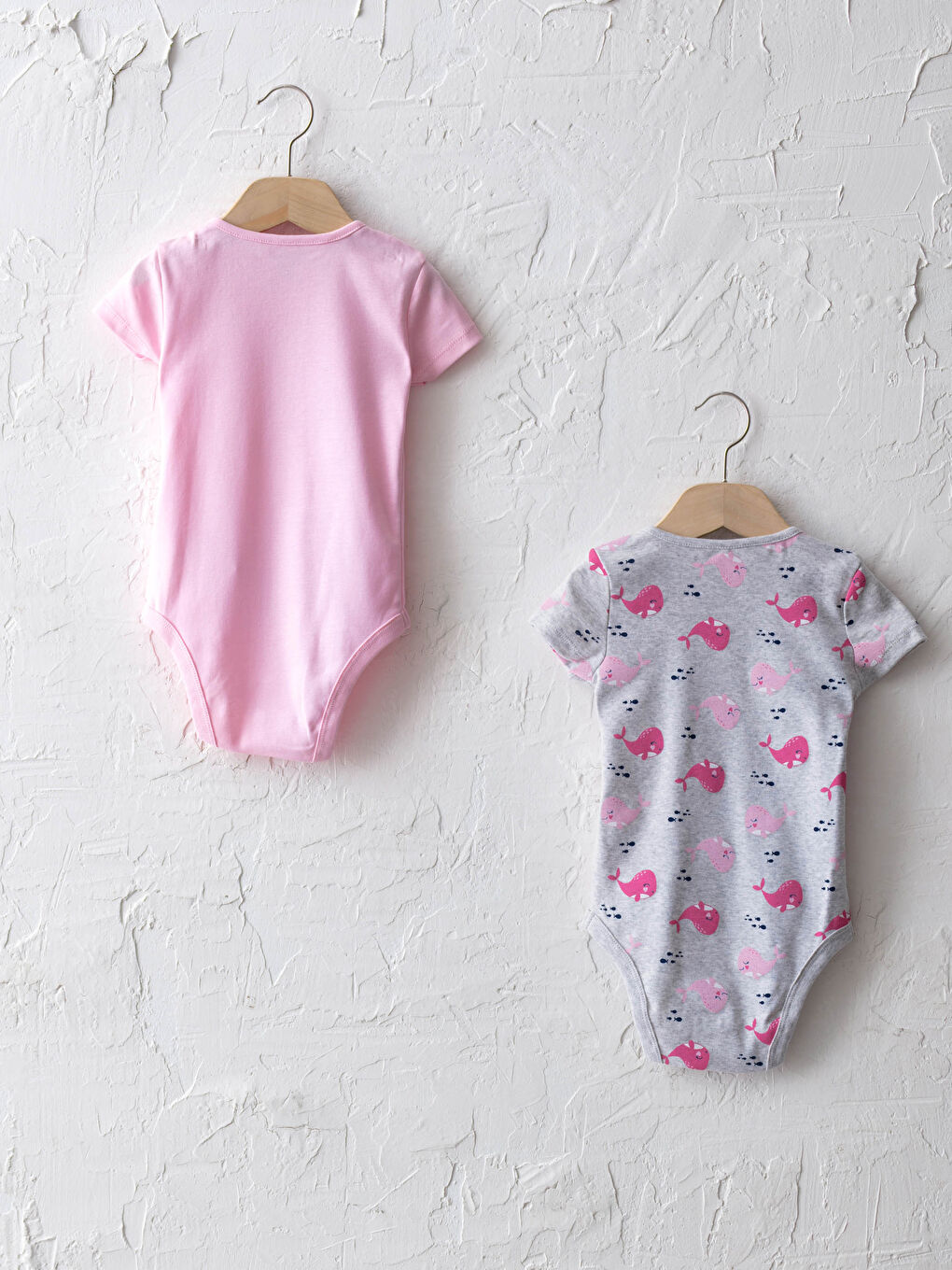 Crew Neck Short Sleeve Printed Cotton Baby Girl Body With Snap Fastener 2 Pieces-1