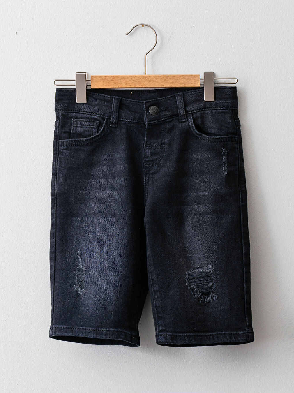 Short en jean garçon en coton déchiré