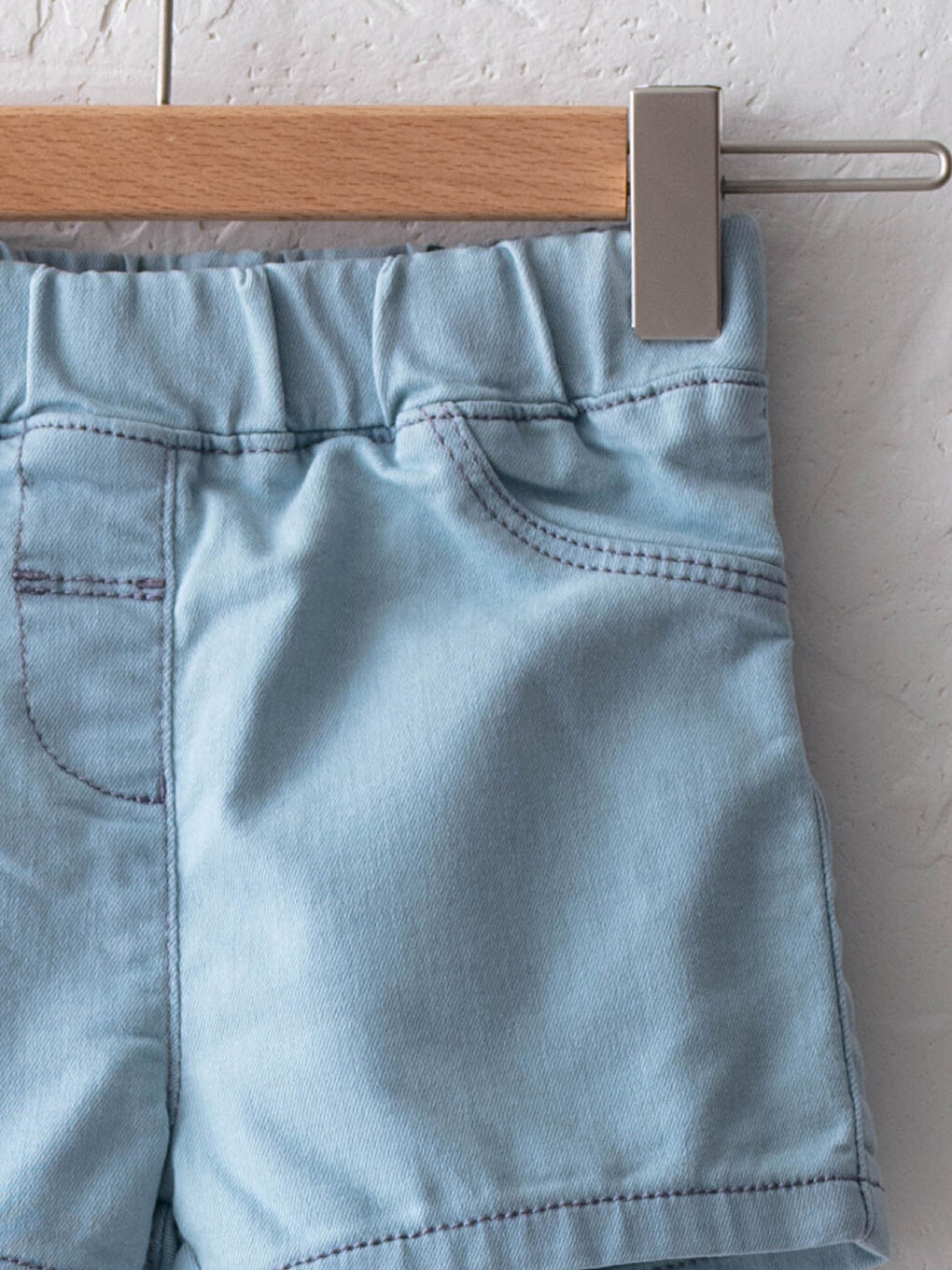 ელასტიური წელის ვიწრო სტილის ბავშვის გოგონას გაბარდინის შორტები 2 ცალი-2