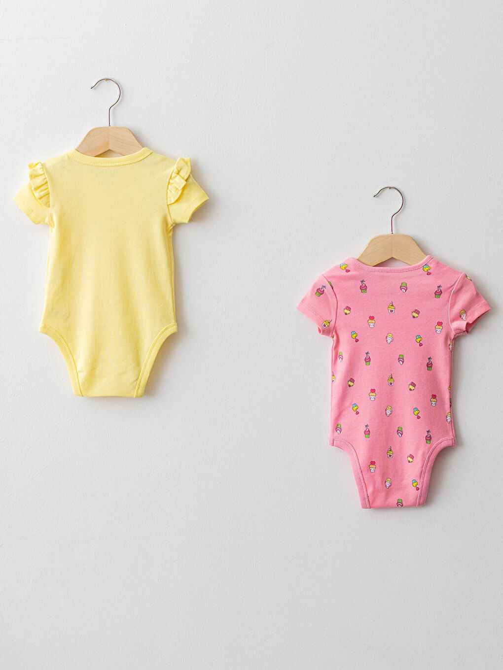 Short Sleeve Printed Baby Girl Snap Body 2 Pieces-1