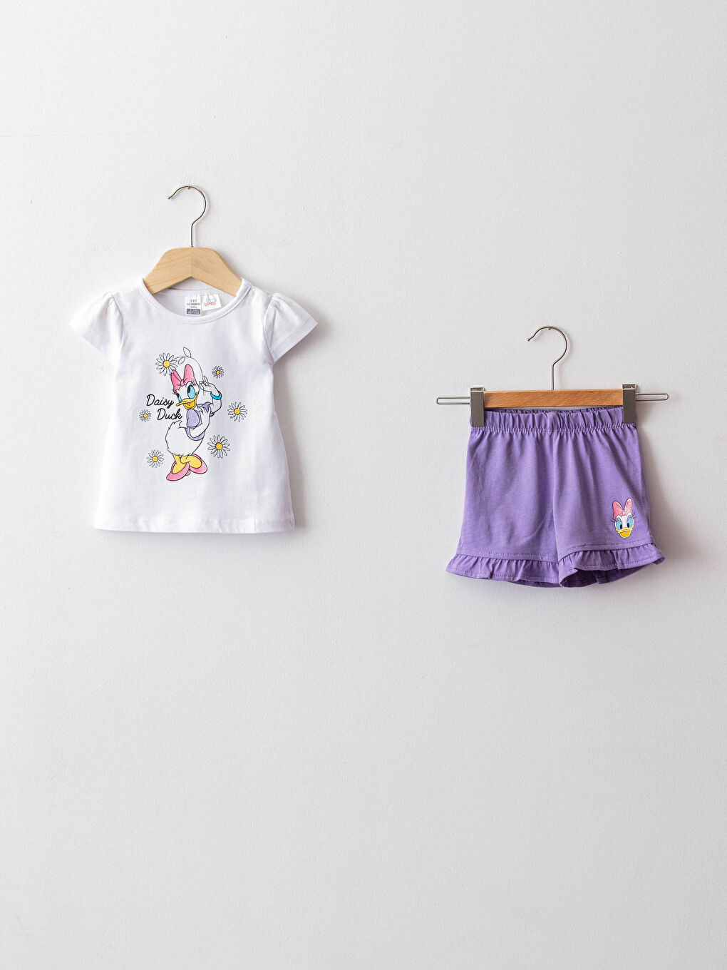 LCW baby Ensemble de pyjama en coton imprimé Daisy Duck à manches courtes et col rond pour bébé fille -S18692Z1-E5X