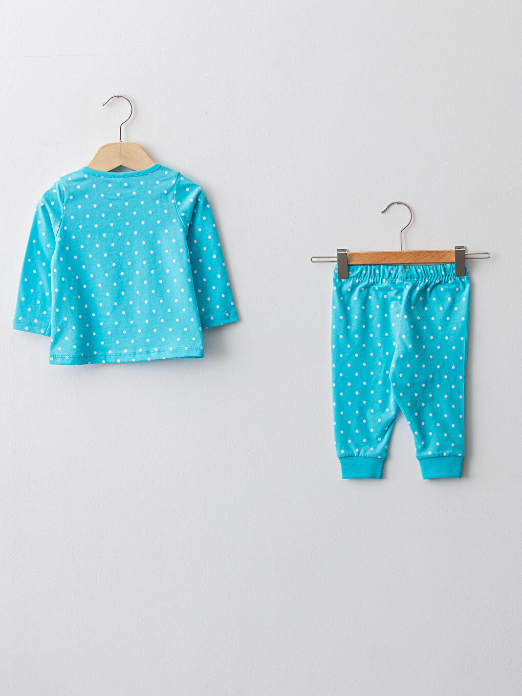 LC Waikiki Crew Neck Long Sleeve Printed Baby Girls' Pyjama Set -S18954Z1-LQQ