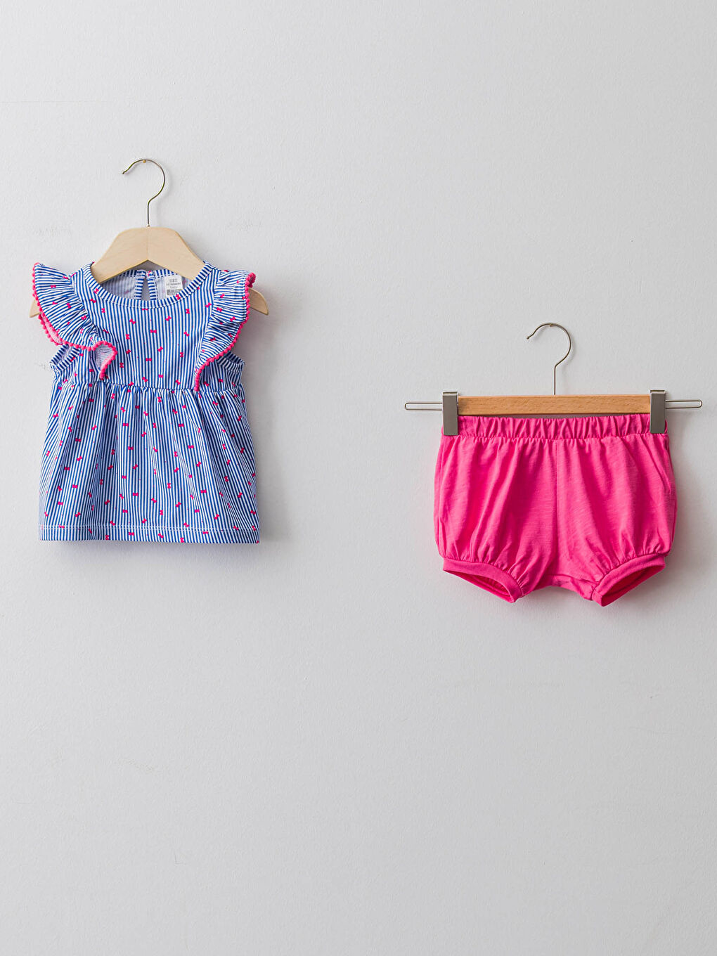 Crew Neck Ruffle Detail Baby Girl T-Shirt and Shorts 2-Piece Set
