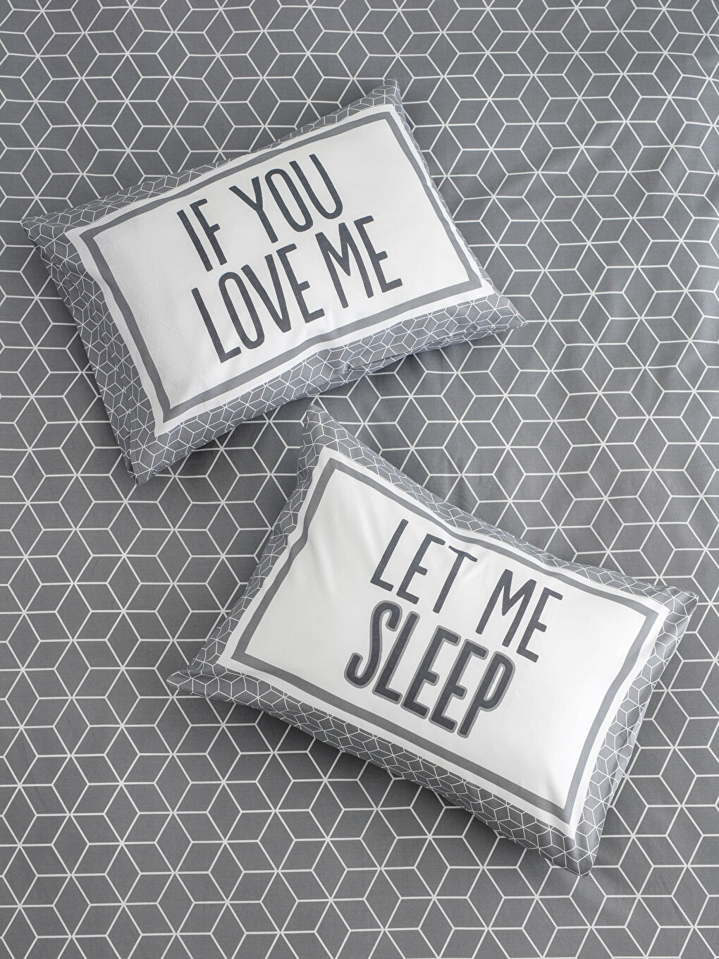 Gri Çift Kişilik Desenli Dokuma Nevresim Takımı-2