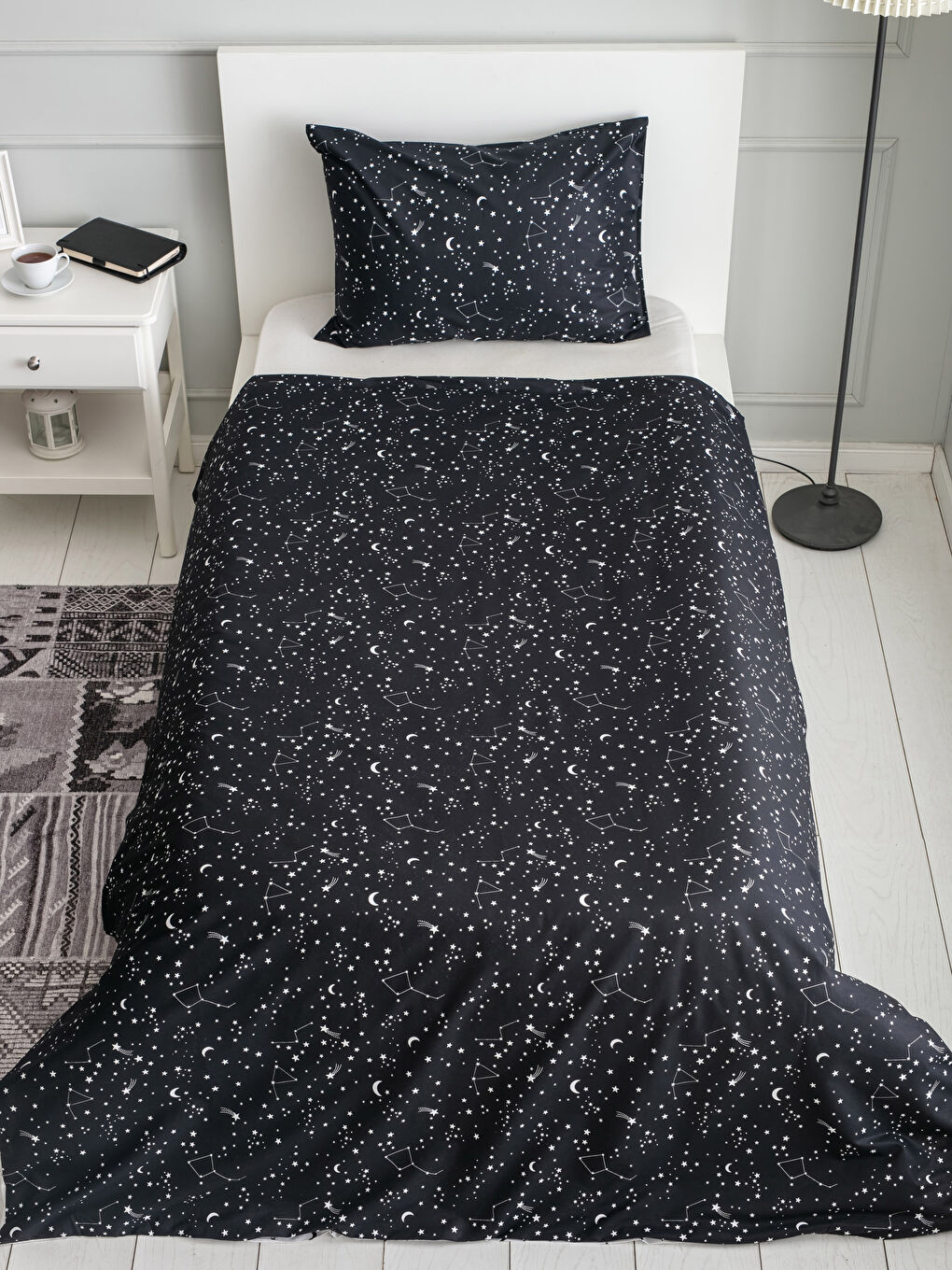 Single Double Sided Patterned Woven Duvet Cover and Pillowcase-3