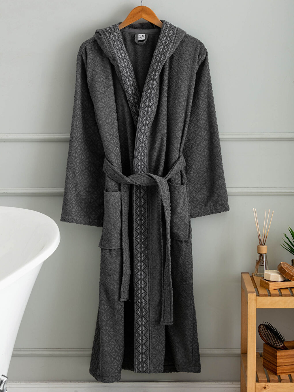 روب حمام رجالي بكابوش مطبوع