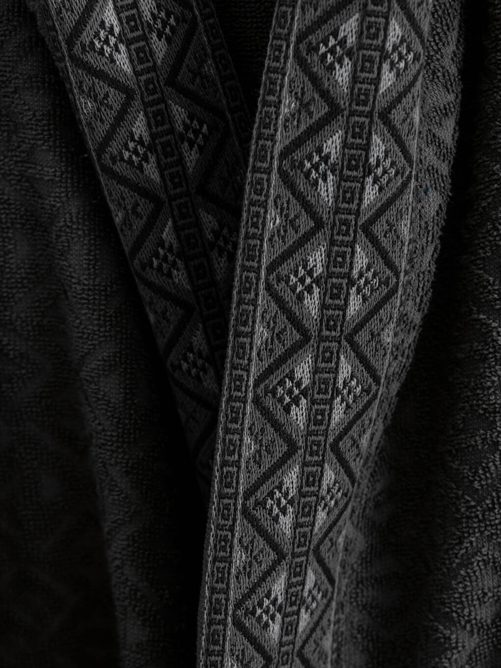 روب حمام رجالي بكابوش مطبوع-2