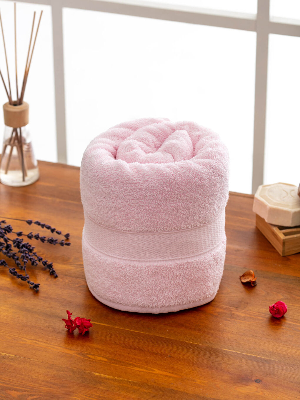 Pembe Jakarlı Banyo Havlusu 70x140 cm