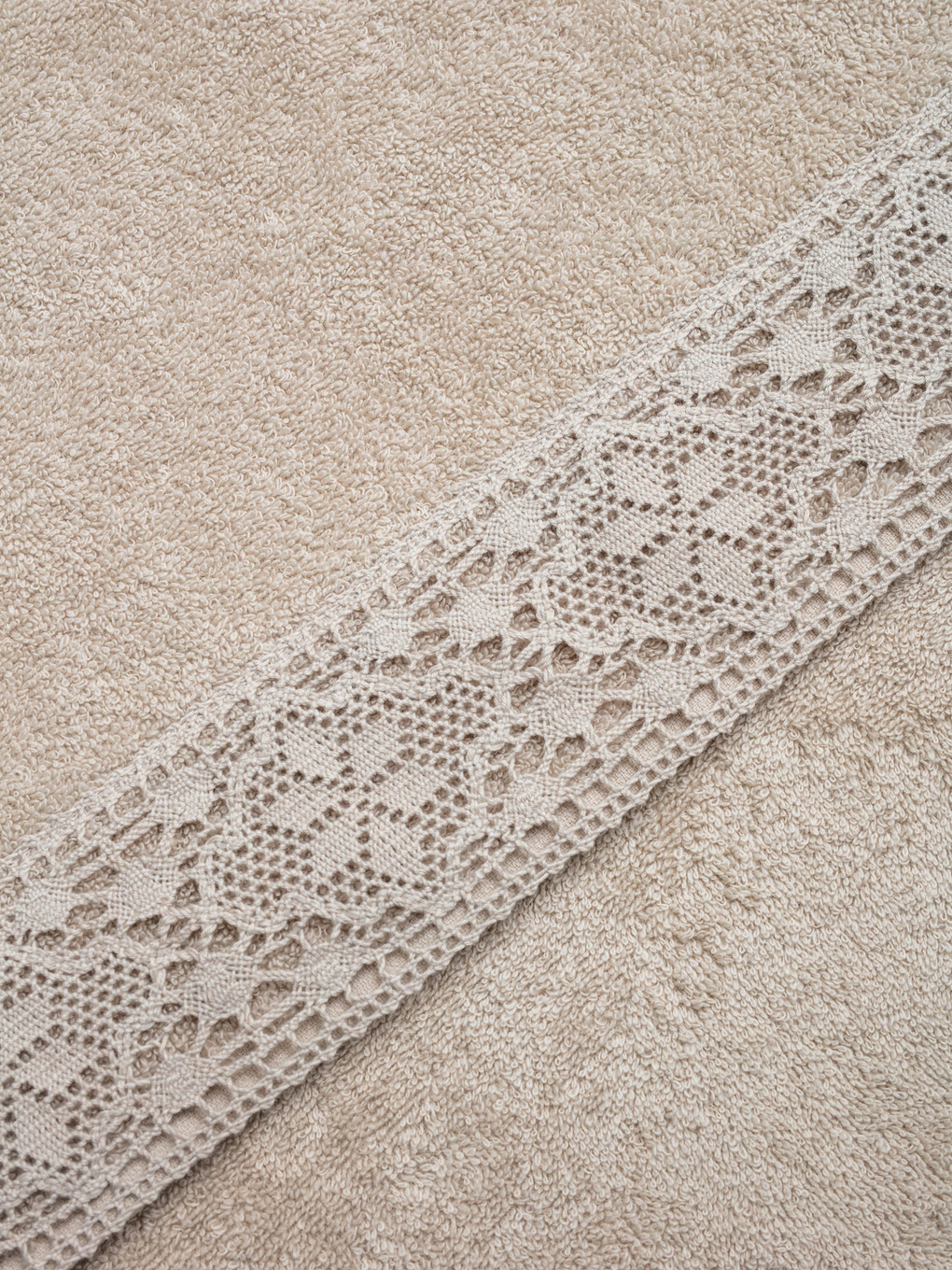 Lace Detailed Face Towel-3