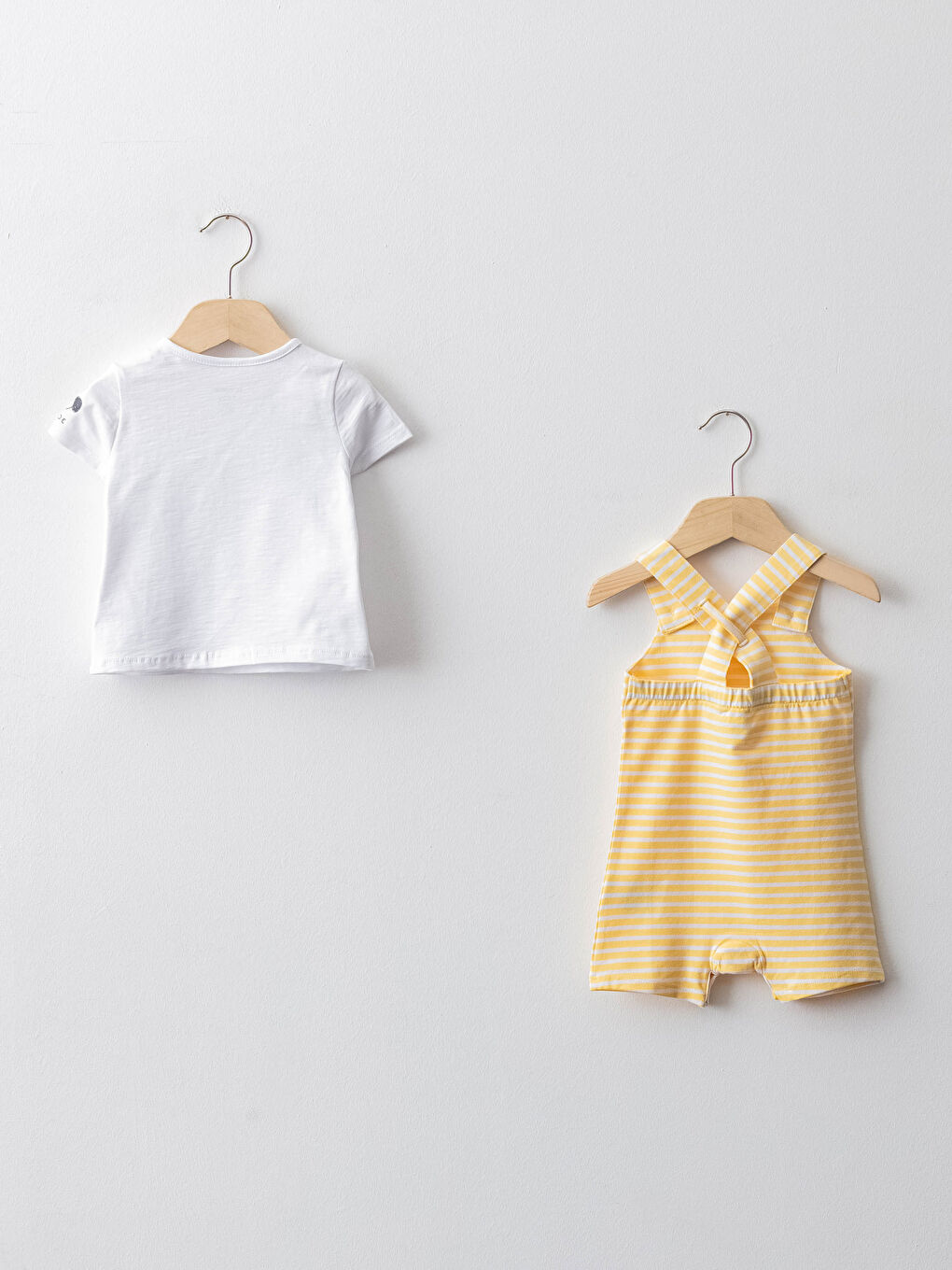 Ensemble T-Shirt et Combinaison Bébé Garçon en Coton Imprimé à Manches Courtes et Col Rond (Lot de 2)-1