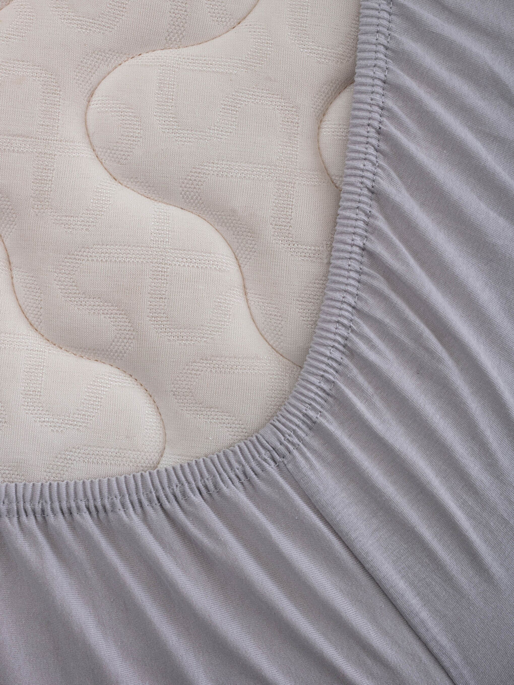 Gri Lastikli Bebek Çarşaf 70x140x25 cm-2