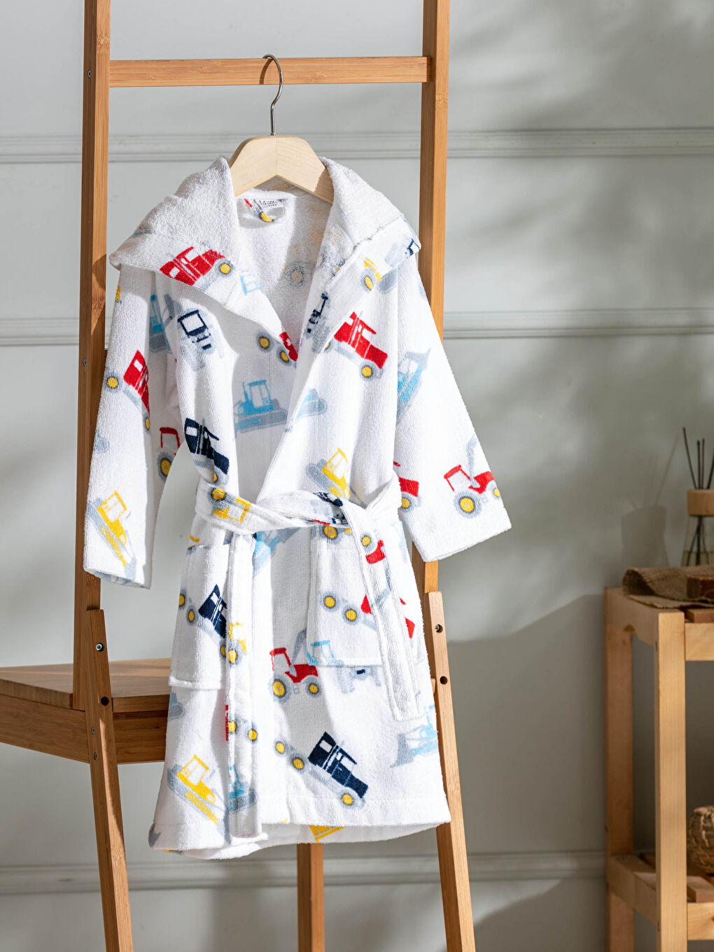 Karışık Erkek Çocuk Kapüşonlu Bornoz