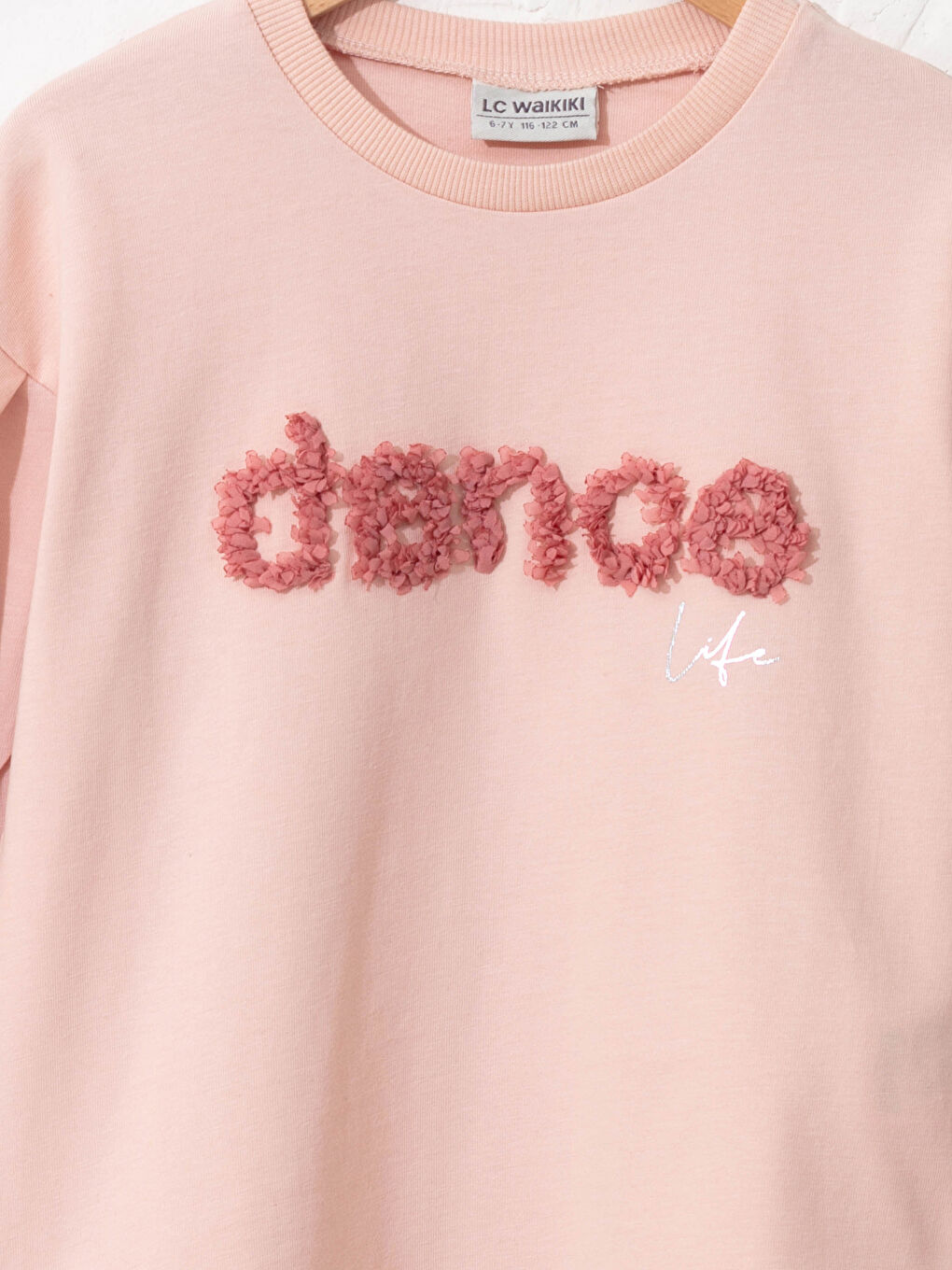 LCW Kids Rundhalsausschnitt Applikation Bestickt Langarm Mädchen Ballett T-Shirt -S1BA28Z4-G2J
