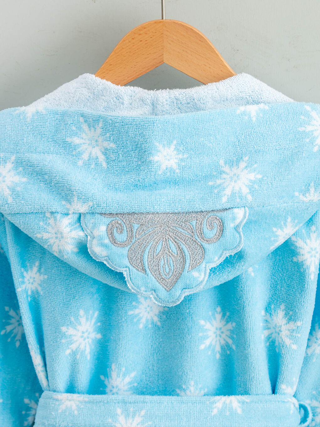 روب حمام بناتي مطبوع بقلنسوة ديال Frozen-2