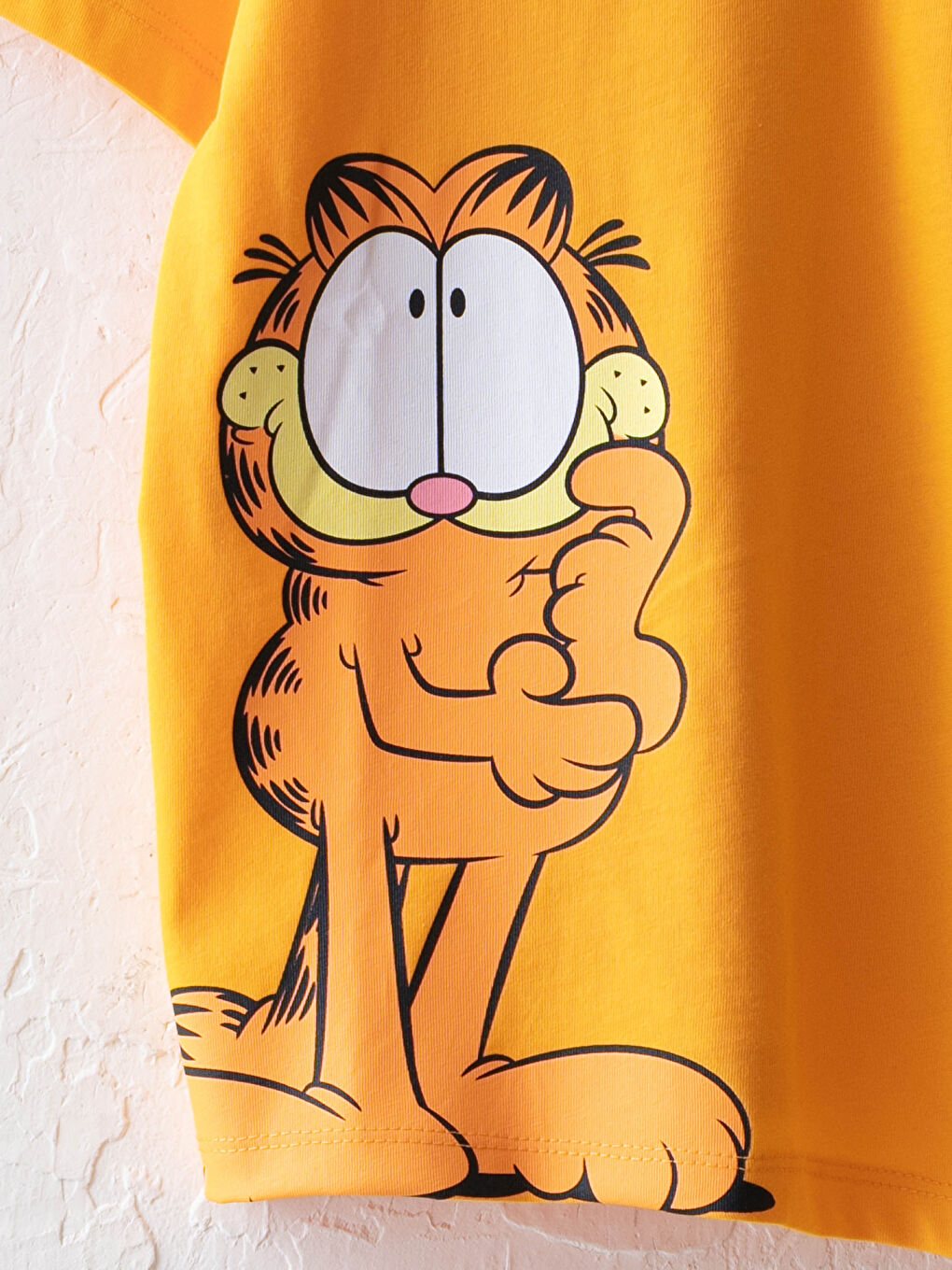 طقم بيجاما قصير كم بطبعة غارفيلد برقبة دائرية للأولاد-2