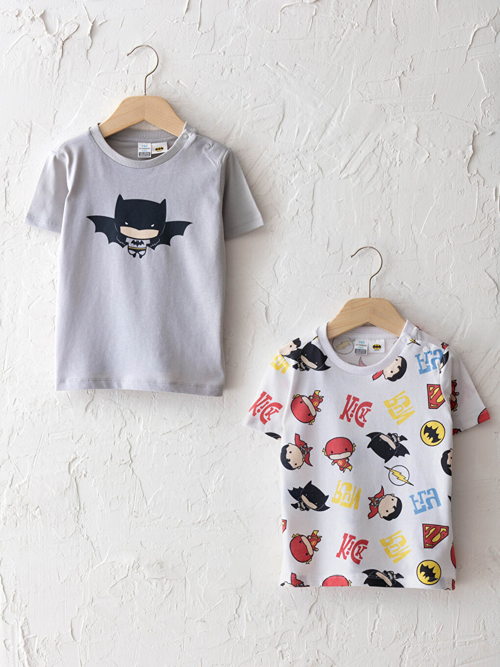 Crew Neck Short Sleeve Batman Printed Baby Boy T-Shirt 2 Pieces