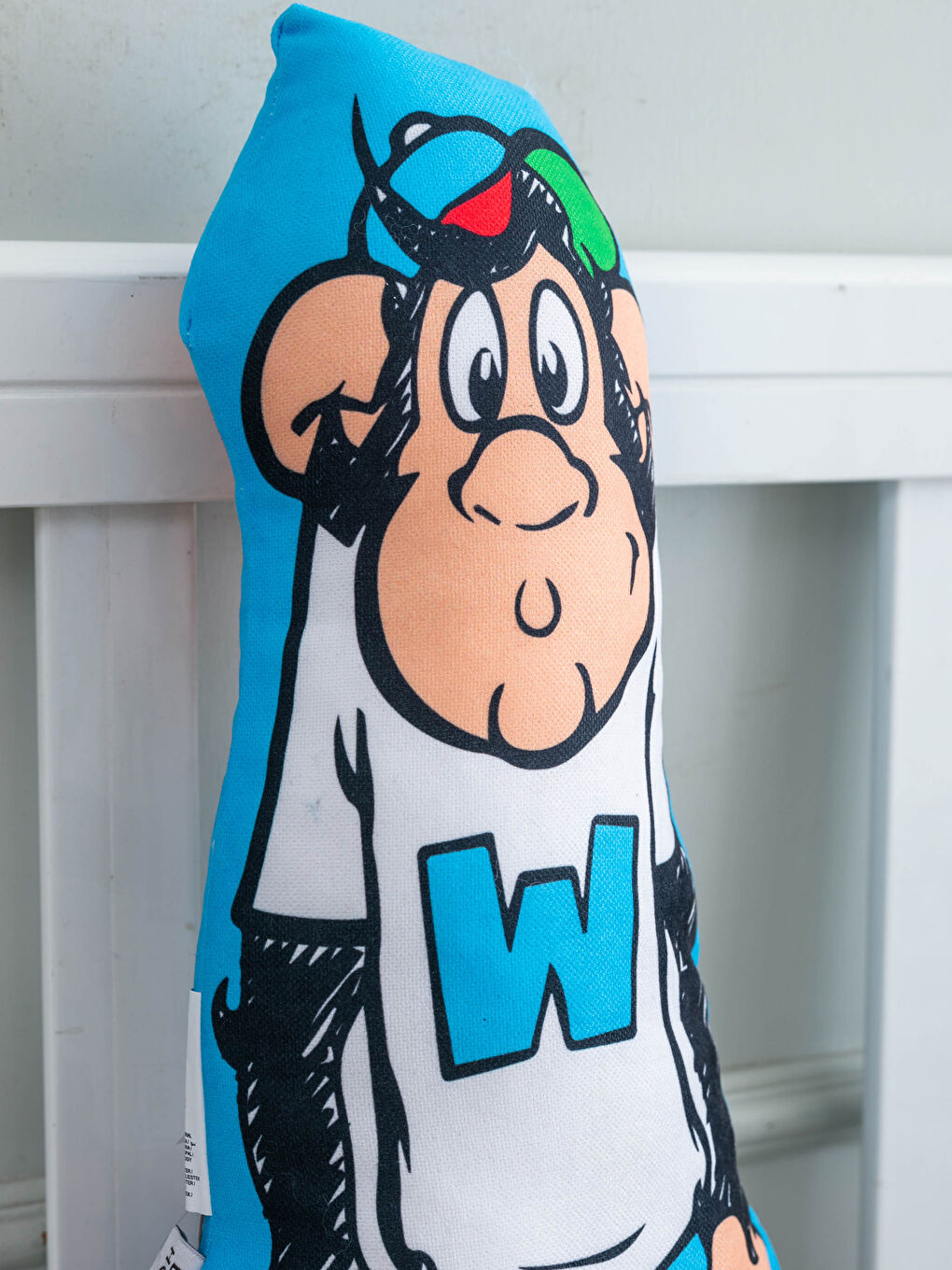 Karışık Pelüş Dolgulu Maymun Kırlent-2