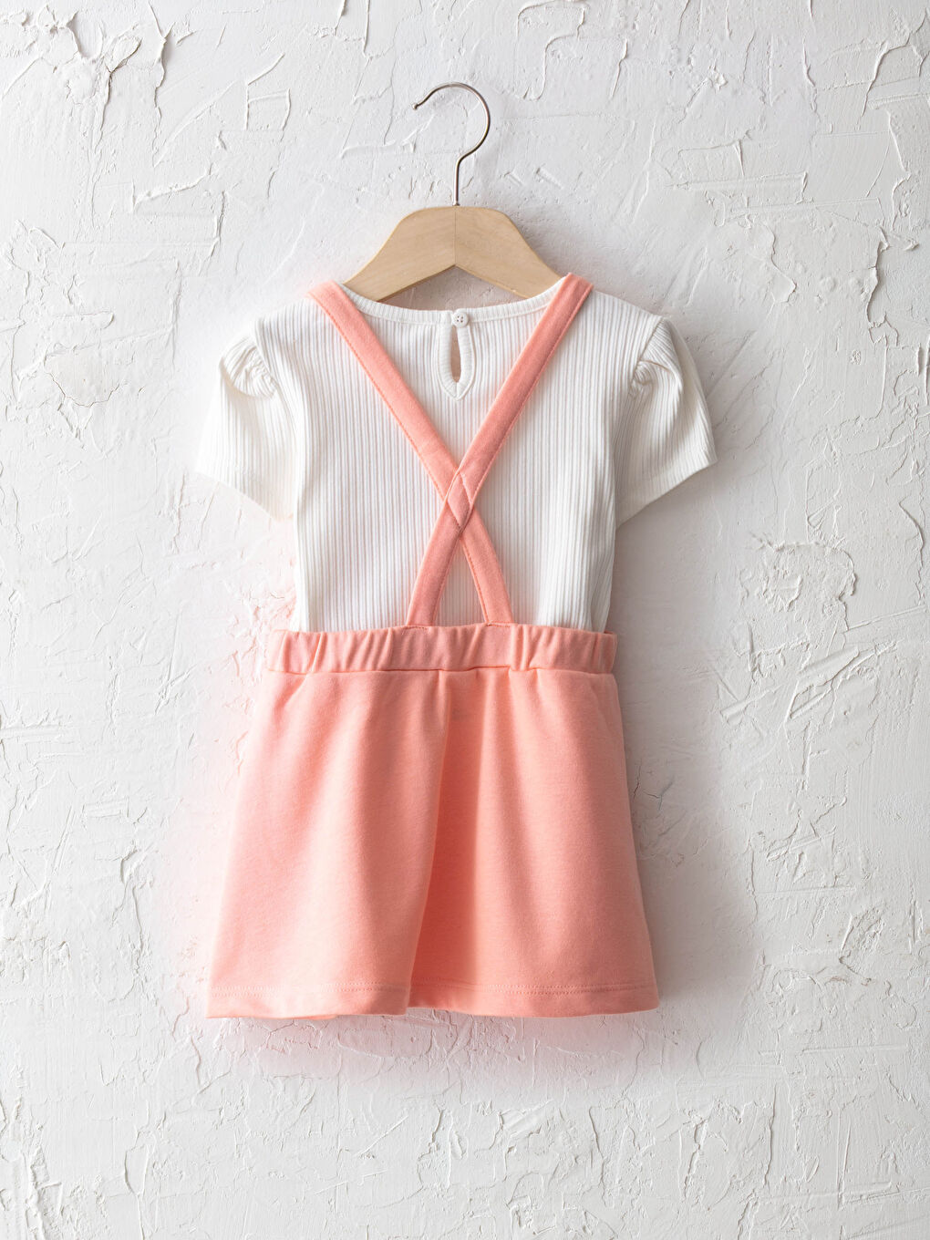 تيشيرت بناتي بياقة دائرية وكم قصير وفستان - طقم قطعتين-1