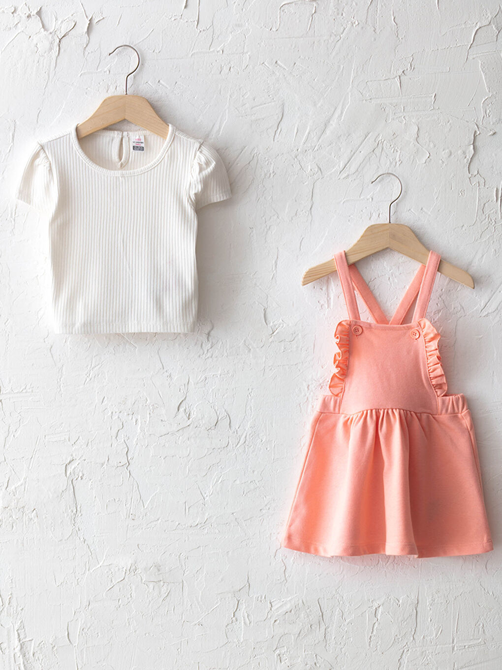 تيشيرت بناتي بياقة دائرية وكم قصير وفستان - طقم قطعتين-2