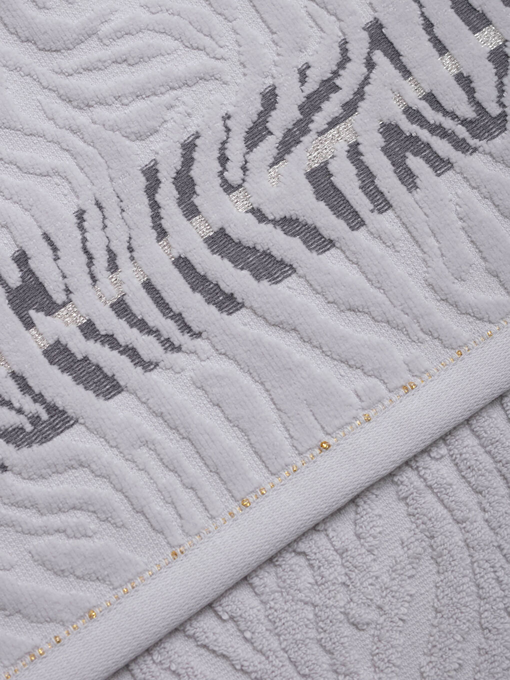 Gri Jakarlı Yüz Havlusu 50x80 cm-3