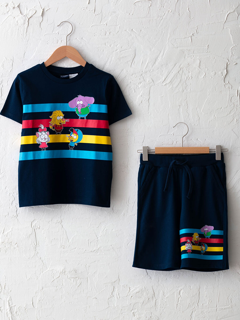 Lacivert Bisiklet Yaka Kral Şakir Baskılı Kısa Kollu Erkek Çocuk Tişört ve Şort