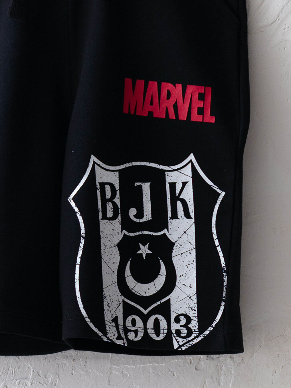 Siyah Beli Lastikli Beşiktaş Baskılı Erkek Çocuk Taraftar Şort-2