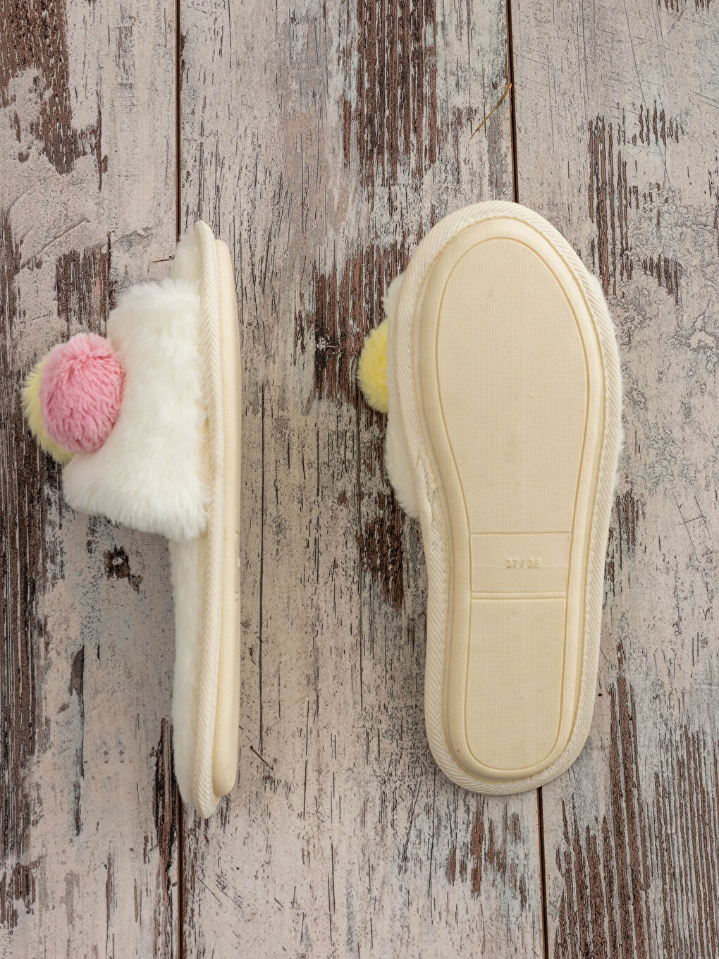Women’s Plush Home Slippers with Pompom-1