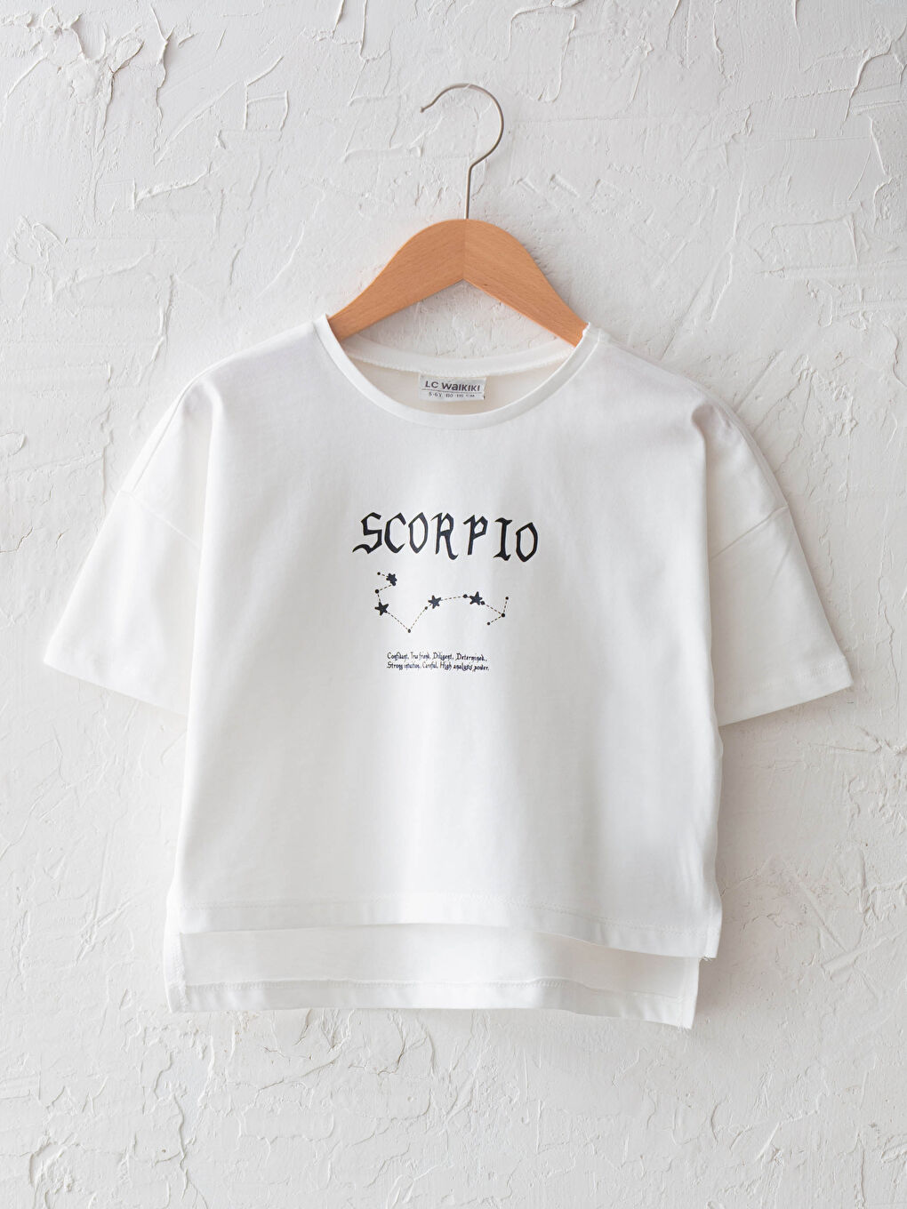 Crew Neck Scorpion Zodiac Printed Short Sleeve Girls T-Shirt