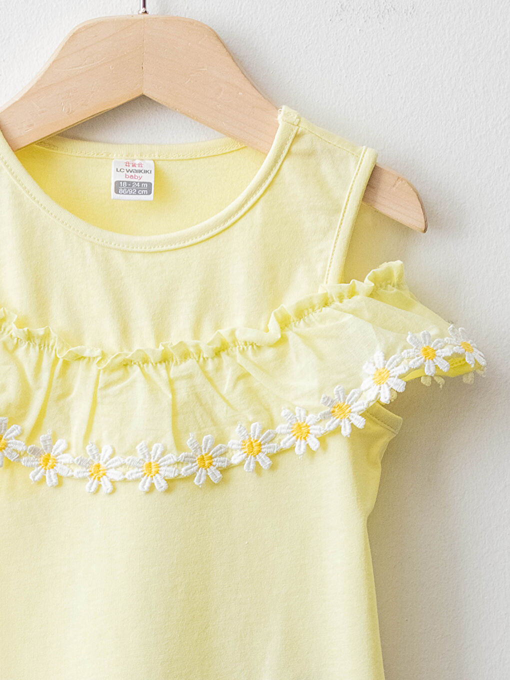 T-shirt Bébé Fille en Coton avec Détails à Volants et Col Rond-2