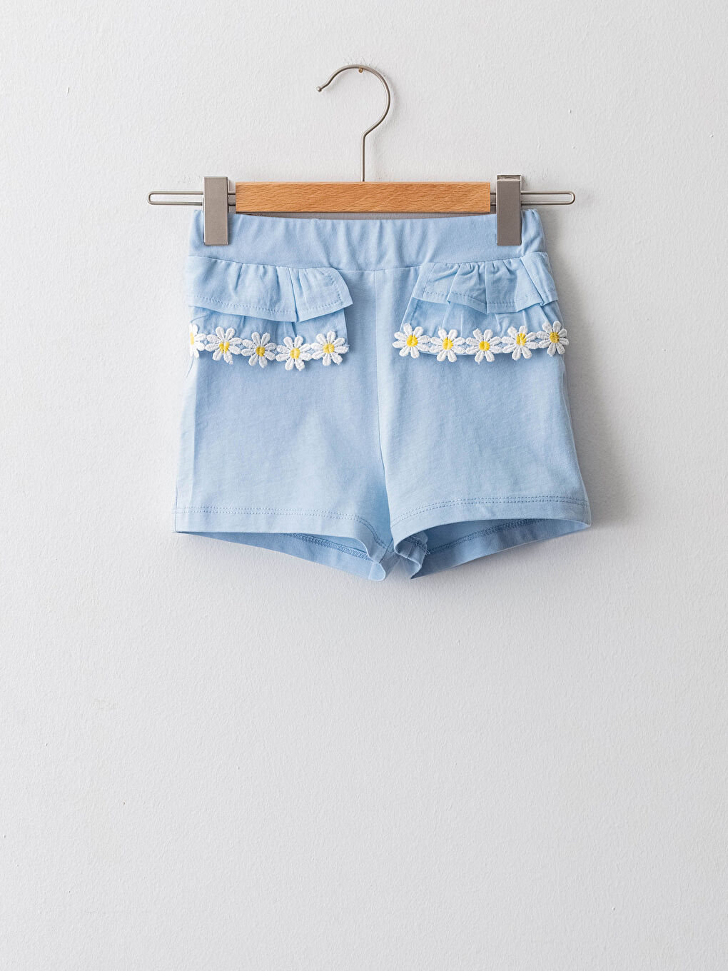 LCW baby Elastic Waist Ruffle Detailed Cotton Baby Girl Shorts -S1FN05Z1-FZH