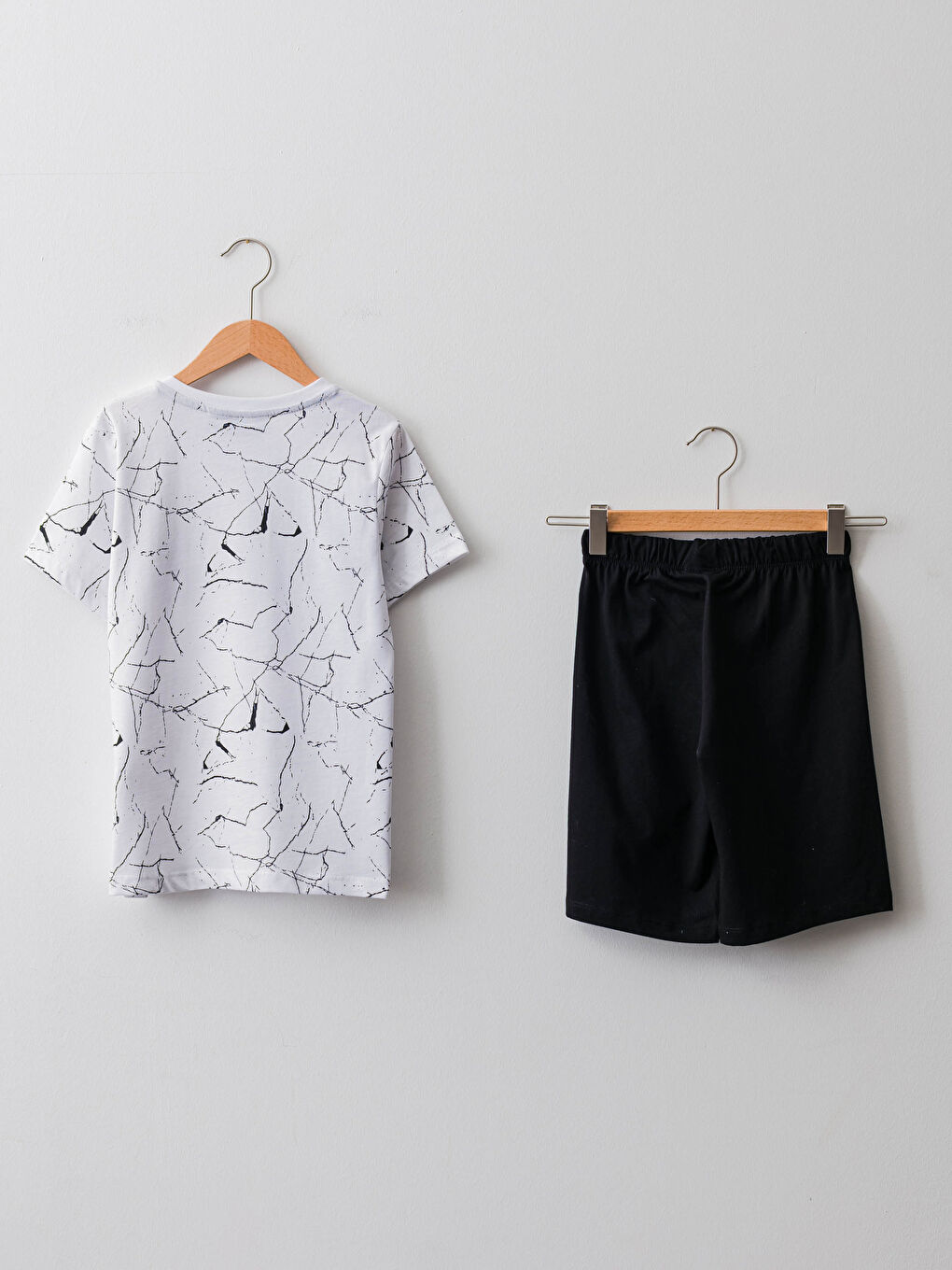 Beyaz Bisiklet Yaka Star Wars Baskılı Kısa Kollu Pamuklu Erkek Çocuk Pijama Takımı-1