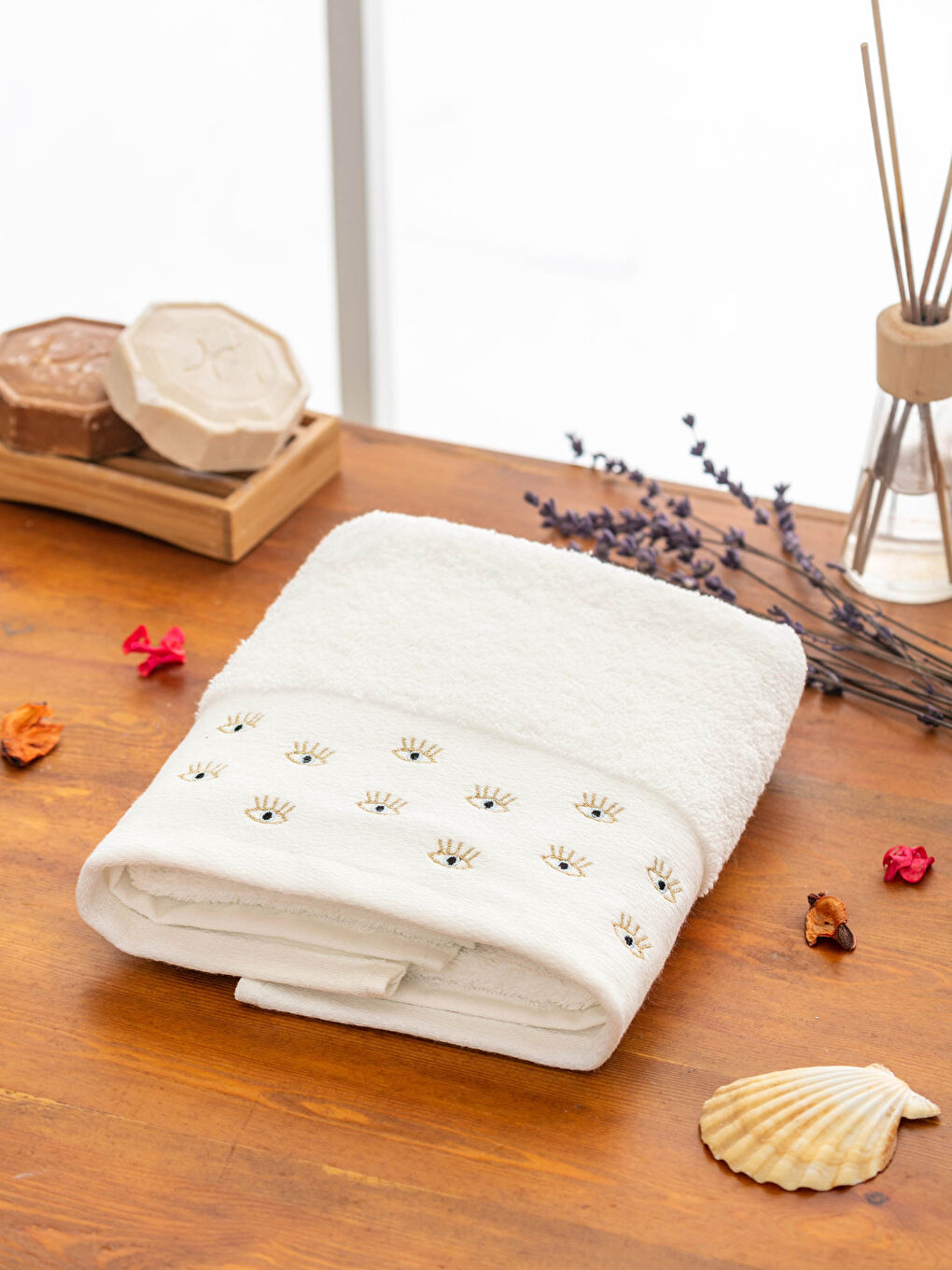 LCW HOME Embroidery Face Towel -S1G923Z8-EEW