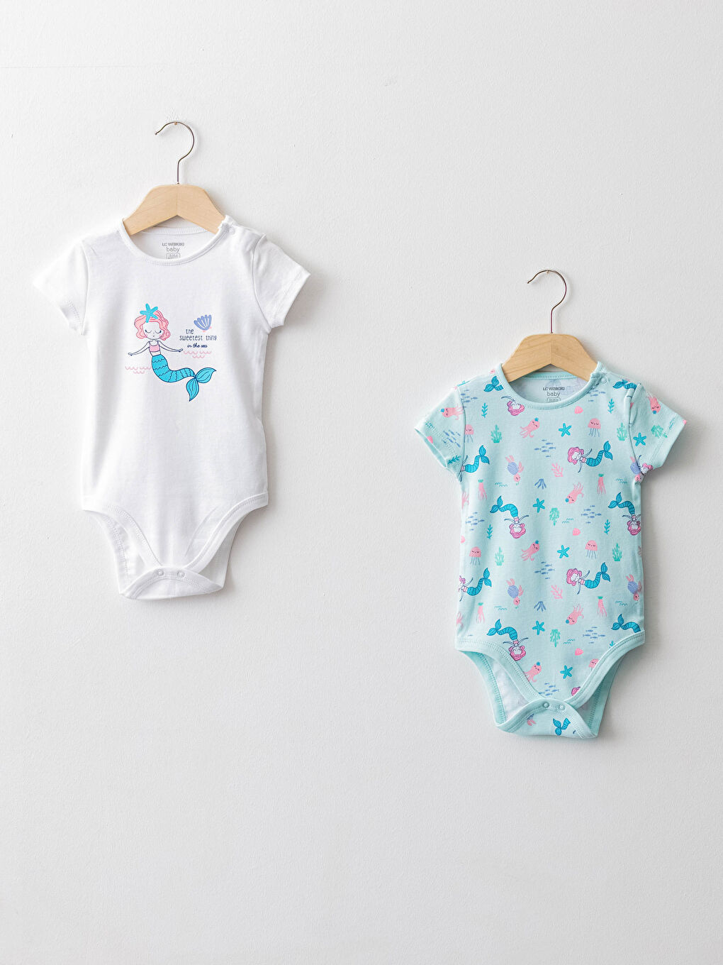 LCW baby Crew Neck Short Sleeve Printed Cotton Baby Girl Body With Snap Fastener 2 Pieces -S1H245Z1-LRL