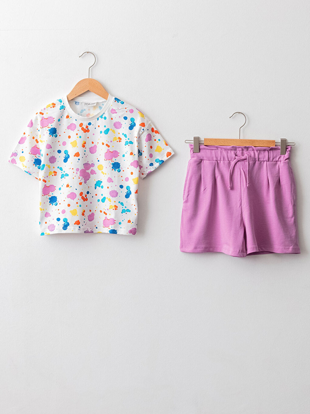 LC Waikiki Crew Neck Tie-Dye Short Sleeved Cotton Girl's T-Shirt and Shorts -S1H782Z4-LRA