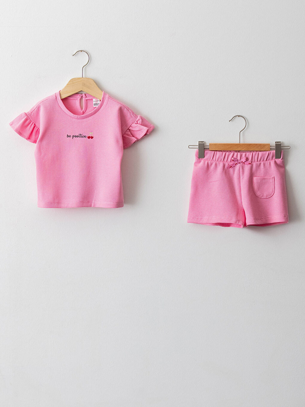 Crew Neck Short Sleeve Baby Girl T-Shirt and Shorts 2-Piece Set