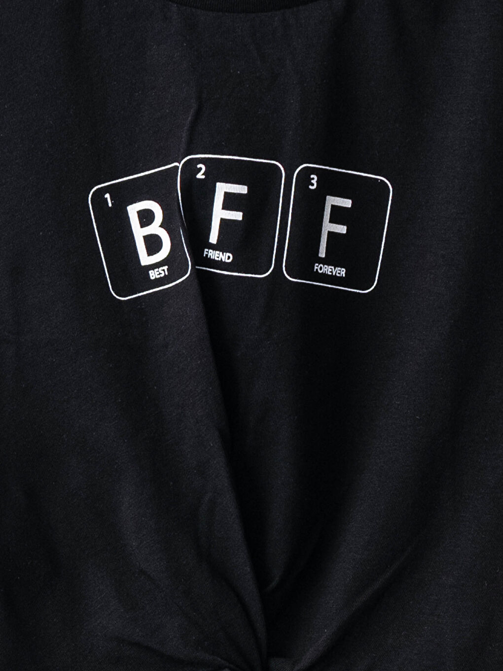 Siyah Bisiklet Yaka Baskılı Kısa Kollu Kız Çocuk Tişört-2