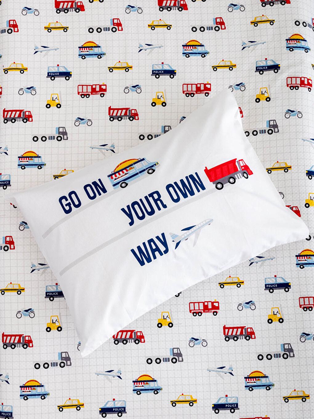 Araba Baskılı Pamuklu Erkek Çocuk Pike Takımı-1