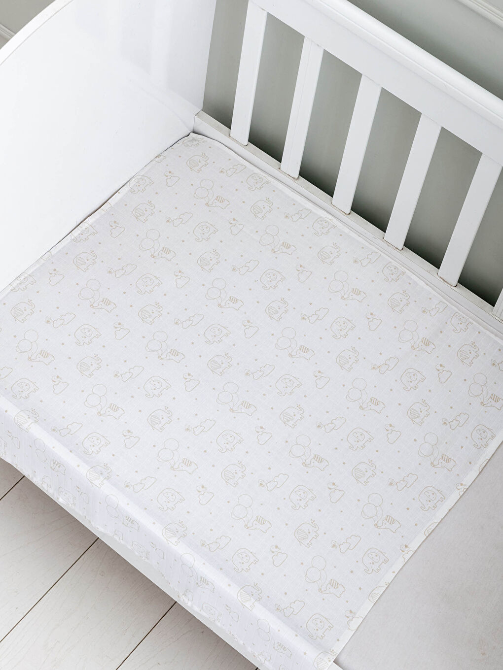 Bej Baskılı Erkek Bebek Müslin Battaniye 85x85 cm-1